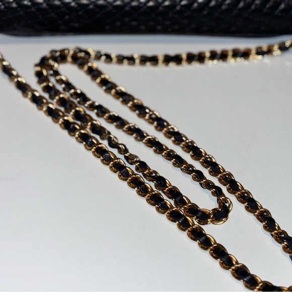 Authentic Bally Leather Quilted Crossbody Handbag/Purse Gold Chainstrap Mint - Picture 15 of 15